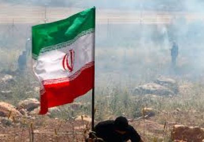 إسرائيل وإيران تتبادلان الهجمات وبزشكيان يعتذر لدول الجوار