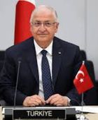 وزير الدفاع التركي يقلل مخاطر اندلاع نزاع مباشر مع إسرائيل