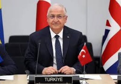 وزير الدفاع التركي يقلل مخاطر اندلاع نزاع مباشر مع إسرائيل