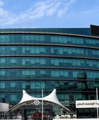 قوة الإطفاء الكويتية تسيطر على حريق خزانات وقود المطار دون إصابات