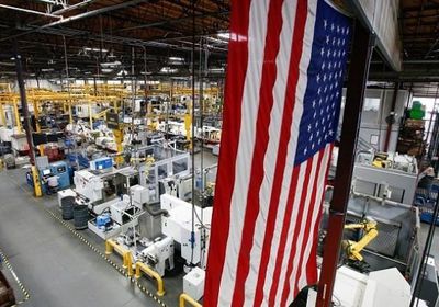 الصناعة الأمريكية تواصل النمو للشهر الثاني