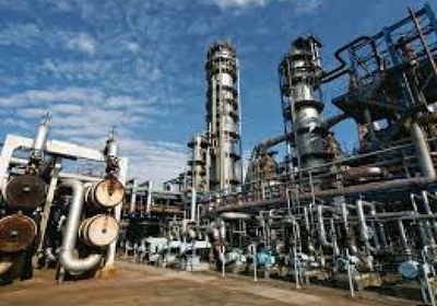 اليابان توجه موقعًا لتخزين النفط بالاستعداد للصرف وسط أزمة إيران