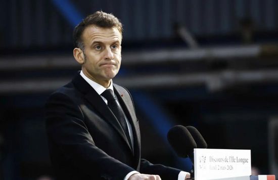 ماكرون للرئيس الإيراني: أوقفوا الهجمات على دول المنطقة فوراً