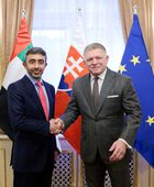 وزير الخارجية الإماراتي يلتقي رئيس وزراء سلوفاكيا في براتيسلافا