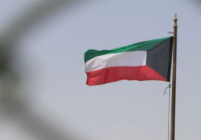 الكويت تودع ضابطين قتلا أثناء أدائهما واجبهما