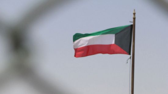 الكويت تودع ضابطين قتلا أثناء أدائهما واجبهما