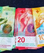 الفرنك السويسري يقترب من أعلى مستوياته منذ 11 عاماً