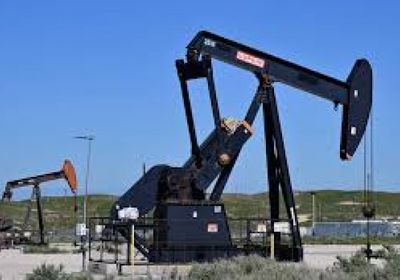 فرنسا: الجميع على استعداد لاتخاذ تدابير لاستقرار سوق النفط