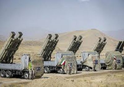 الجيش الإيراني يعلن استهداف مركزين عسكري واستخباراتي في إسرائيل