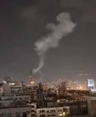 ضربات عنيفة على طهران وإيران تتمسك بقطع إمدادات النفط عبر مضيق هرمز