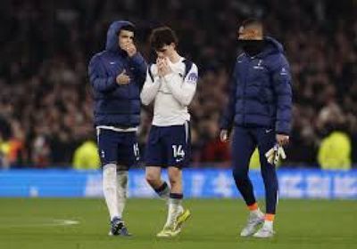 تيودور يشعل الغضب في توتنهام بعد قراره الصادم بحق كينسكي