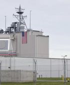 الرئيس الروماني يعلن السماح بنشر قوات أمريكية في بلاده