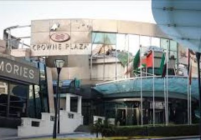 البحرين تعلن استهداف منشأة نفطية بصواريخ إيرانية