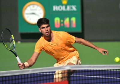 ألكاراز يبلغ دور الثمانية ودريبر يقصي ديوكوفيتش من إنديان ويلز