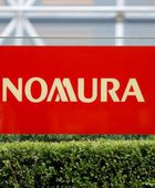 "نومورا": تهافت على التحوط ضد الانهيارات رغم صمود "وول ستريت"