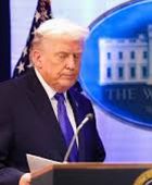 البيت الأبيض: إدارة ترامب قد تخفف قواعد الشحن لمكافحة ارتفاع الوقود