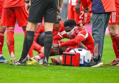 إصابة ديفيز تربك استعدادات كندا لكأس العالم وسيغيب عن وديتي أيسلندا وتونس