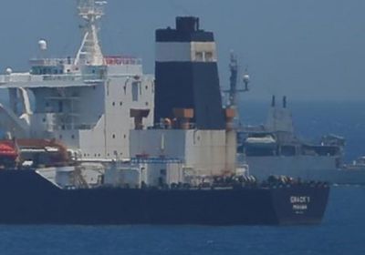 وزير: السماح لسفينة ذات ملكية تركية بعبور مضيق هرمز
