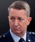 رئيس الأركان الأمريكي: نهاجم القواعد البحرية الإيرانية بصواريخ دقيقة