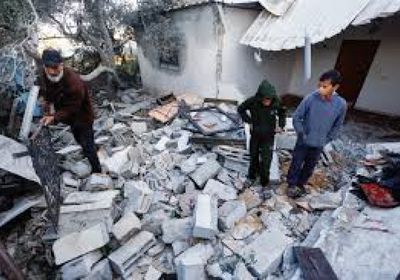 مقتل 3 في غارة إسرائيلية على غزة مع تصاعد الهجمات بالمنطقة