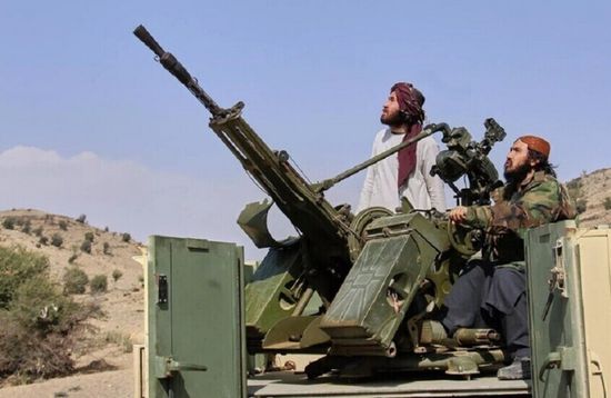 الدفاع الأفغانية تعلن قصف منشأة عسكرية في إسلام آباد