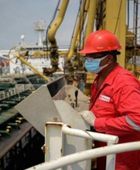 واشنطن تخفف العقوبات عن فنزويلا لتأمين الاحتياجات من الأسمدة