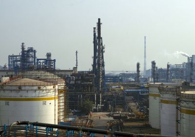 مصافي الهند تقتنص 30 مليون برميل من النفط الروسي