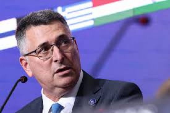 وزير خارجية إسرائيل ينفي تقارير عن محادثات مع لبنان