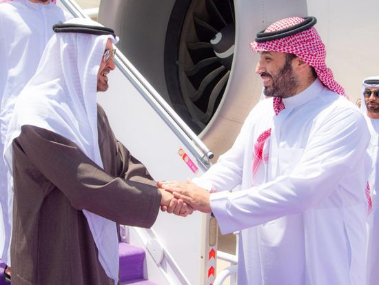 ولي العهد السعودي يبحث مع محمد بن زايد مستجدات الأوضاع