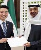 محمد بن زايد يبحث مع مبعوث الرئيس الكوري مستجدات الأوضاع