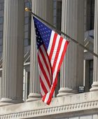 استقالة مدير المركز الوطني الأمريكي لمكافحة الإرهاب