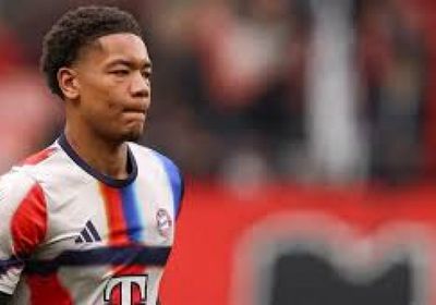 بايرن قد يستعين بالحارس بريسكوت البالغ 16 عامًا أمام أتلانتا