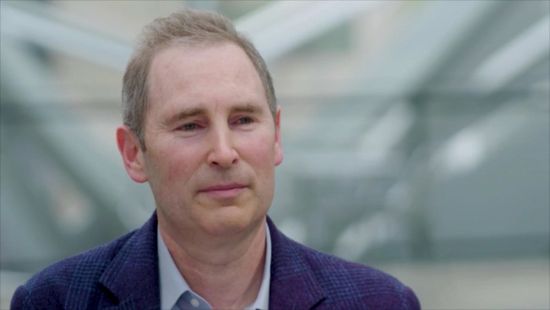 "آندي جاسي" يتوقع قفزة بمبيعات "أمازون" السحابية