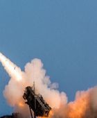 الدفاعات السعودية تعترض صاروخ باليستي بالمنطقة الشرقية