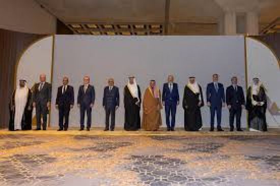 اجتماع الوزراء التشاوري بالرياض يرفض الاعتداءات الإيرانية