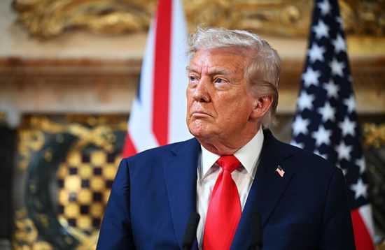 إدارة ترامب تدرس نشر آلاف الجنود بالشرق الأوسط