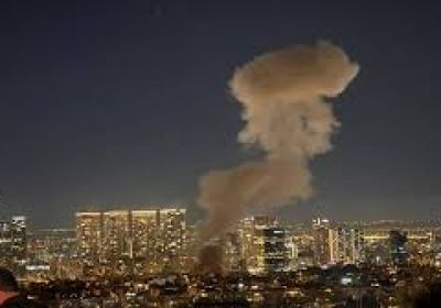 دوي انفجارات في تل أبيب بعد رصد صواريخ أُطلقت من إيران