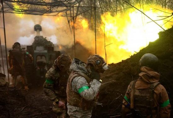 صحيفة روسية: محادثات سلام أوكرانيا متوقفة في ظل حرب إيران