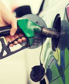 إيطاليا تقر مرسوماً لخفض أسعار البنزين بـ0.25 يورو