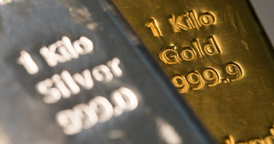 الذهب يهبط 5% ويفقد 255 دولاراً مع اشتعال عوائد السندات الأمريكية