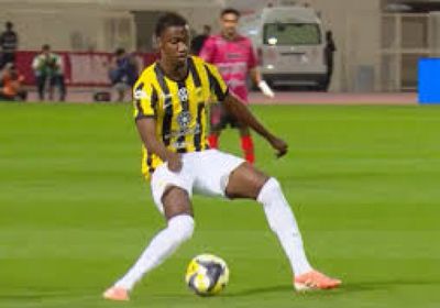 إصابة دومبيا لاعب الاتحاد السعودي بتمزق في الرباط الصليبي للركبة