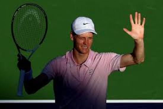 سينر يواصل تألقه في ميامي وسعيه للفوز "بثنائية الشمس المشرقة"