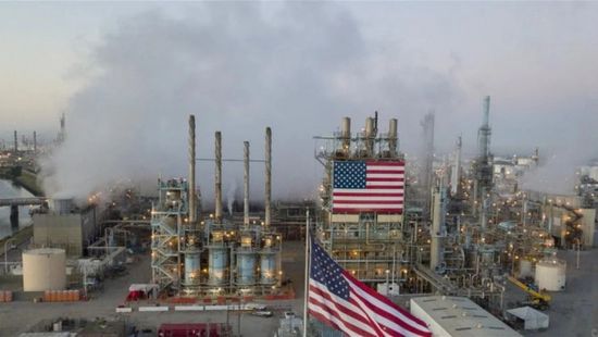 شركات نفط أمريكية تقتنص "فورة الأسعار" بأضخم مبيعات أسهم