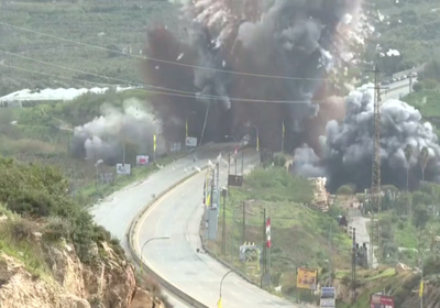 بغارة جوية عنيفة.. إسرائيل تدمر جسر القاسمية في جنوب لبنان