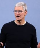 "تيم كوك" ينفي شائعات تقاعده: "لا أتخيل حياتي بعيداً عن آبل"