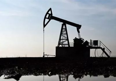 أسعار النفط تفتتح التداولات على ارتفاع