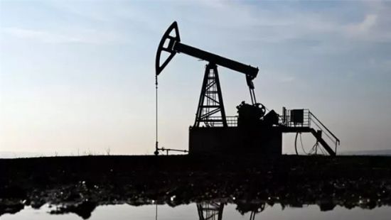 أسعار النفط تفتتح التداولات على ارتفاع