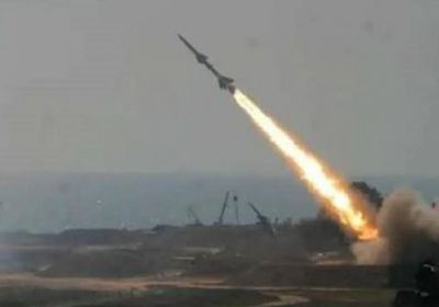 الدفاعات السعودية تعلن رصد إطلاق صاروخين باليستيين بالرياض