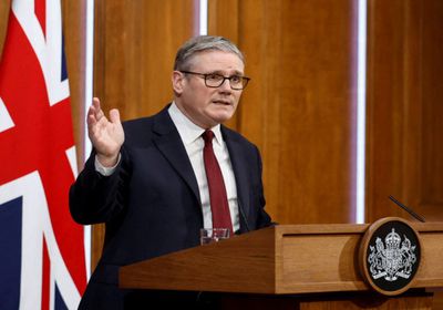 ستارمر يحذر من الاستسلام لوهم انتهاء حرب إيران سريعًا