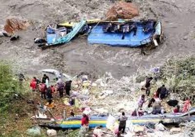 مقتل 13 شخصا على الأقل بحادث سير في جنوب البيرو